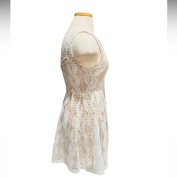 Lulus All of My Heart Lace Skater Short Mini Dress, Cream White Size Medium NWT - Picture 7 of 12